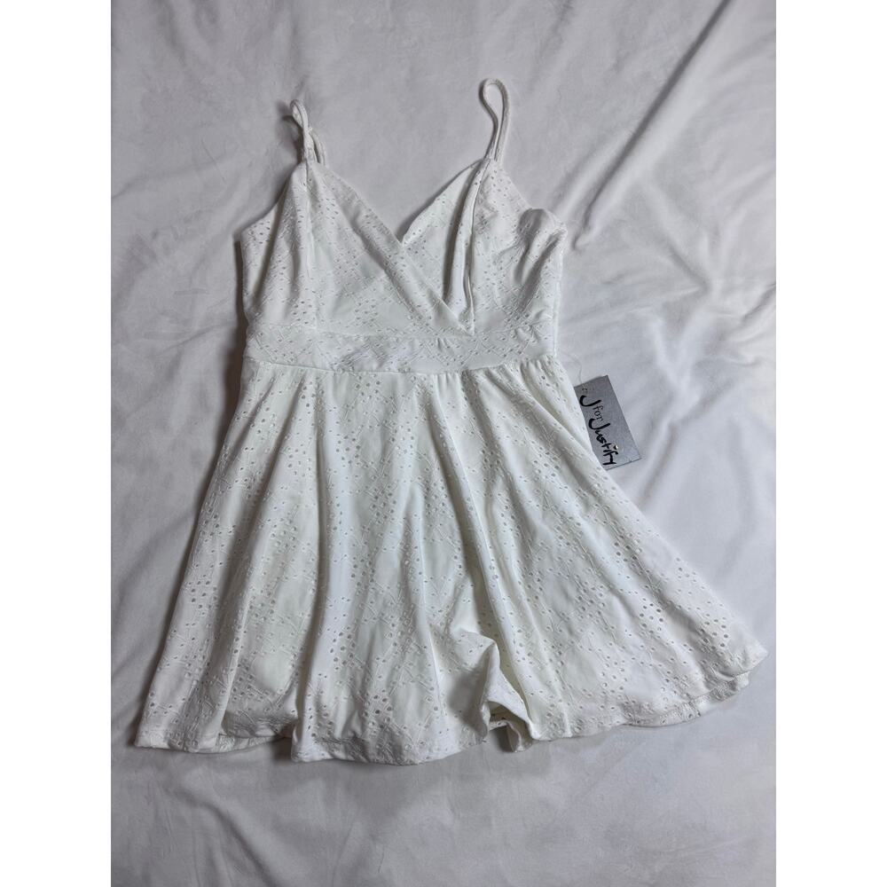 J for Justify White Deep Plunge Romper Sleeveless Eyelet Sun Skort Dress Size L